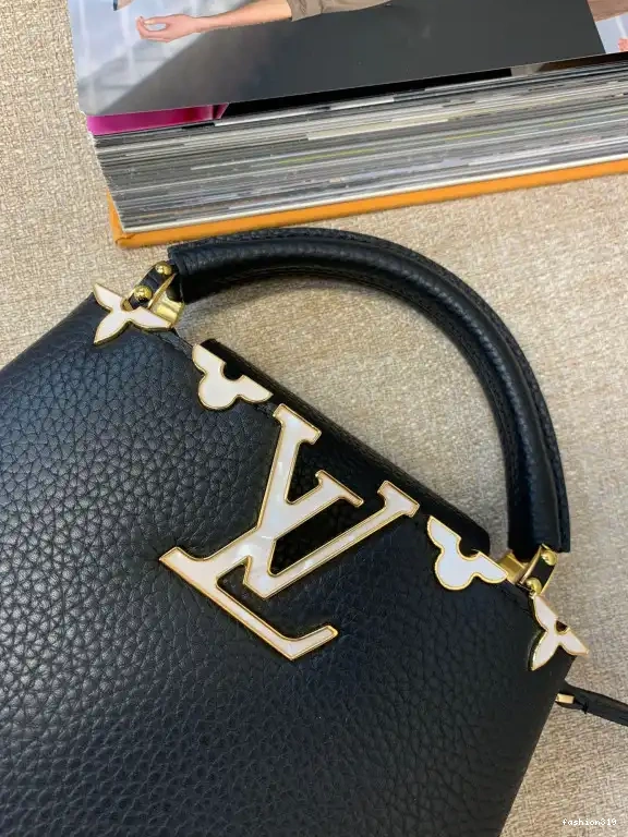 LOUIS CAPUCINES MINI VUITTON 0501